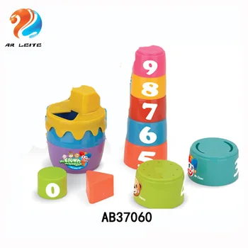 baby stacking cups