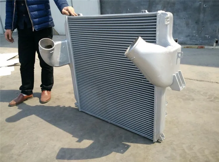 Intercooler, por medio de este componente puede pasar desde el turbo aceite y aire hacia la camara de admision generando que 