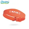 Programs t5577 125khz reusable silicone rfid wristband for festival