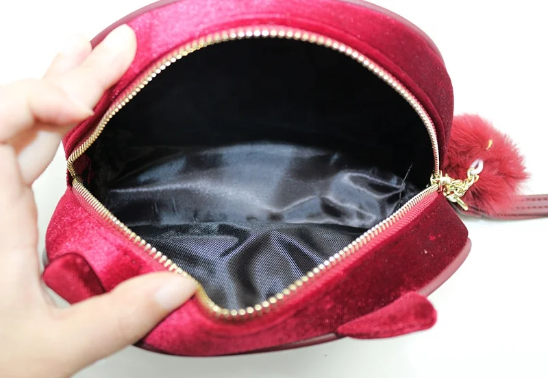 cat velvet cosmetic bag8.JPG