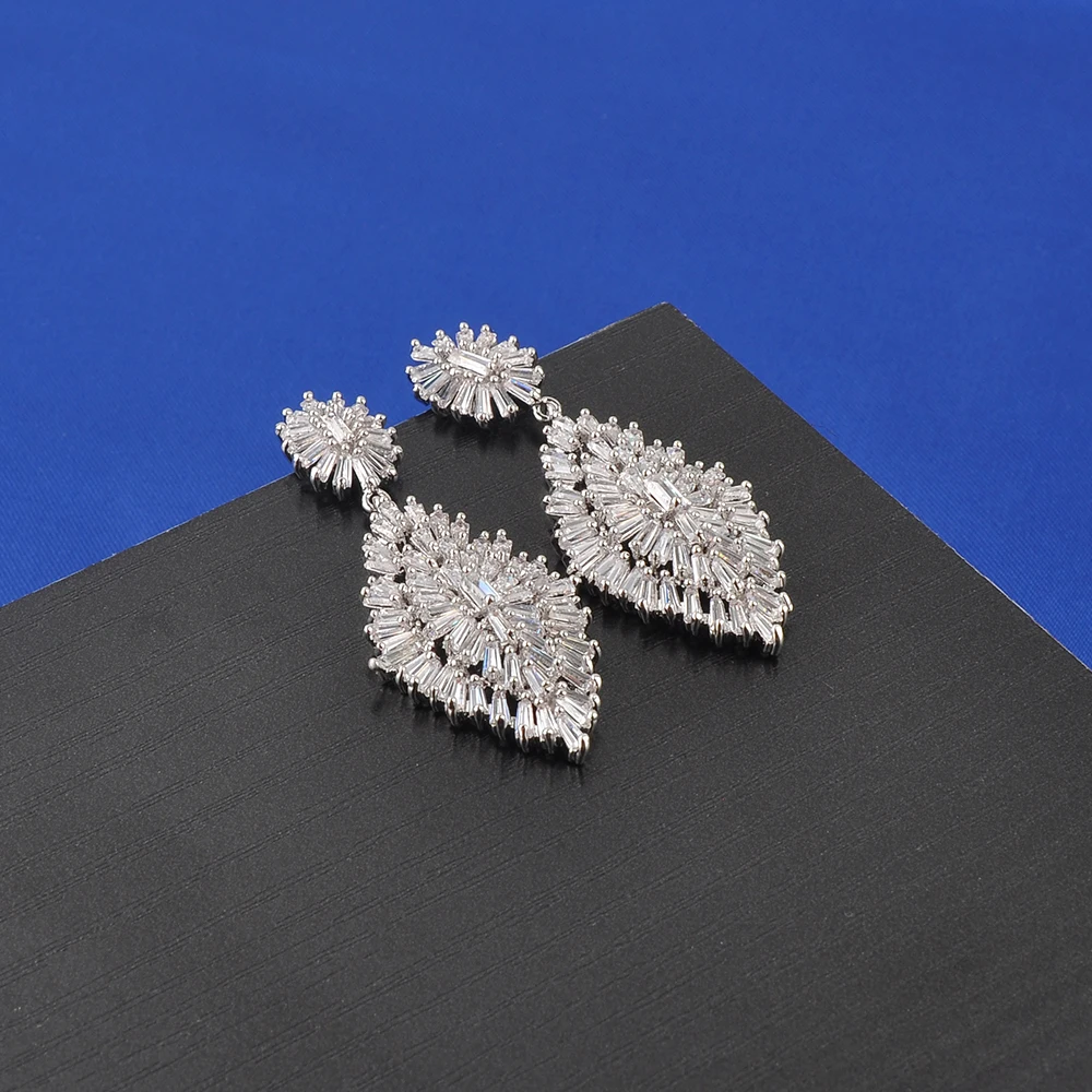 2018 趋势产品创新悬挂 tanishq 钻石耳环