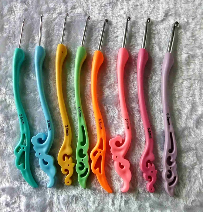 Colorful Crochet Hook Jumbo With Ergonomic Handle For Arthritis Hand