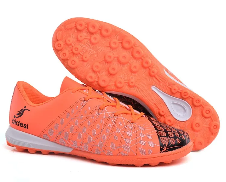 womens soccer shoes for artificial turf