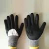 Foam nitrile coated cut 5 nitrile work gloves for safty work gloves