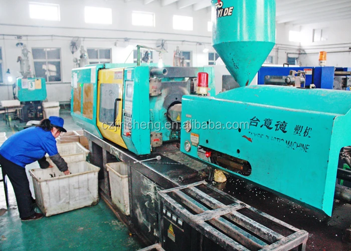 360 degree aerosol valve