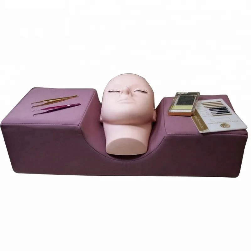 Eyelash Pillow (40).jpg