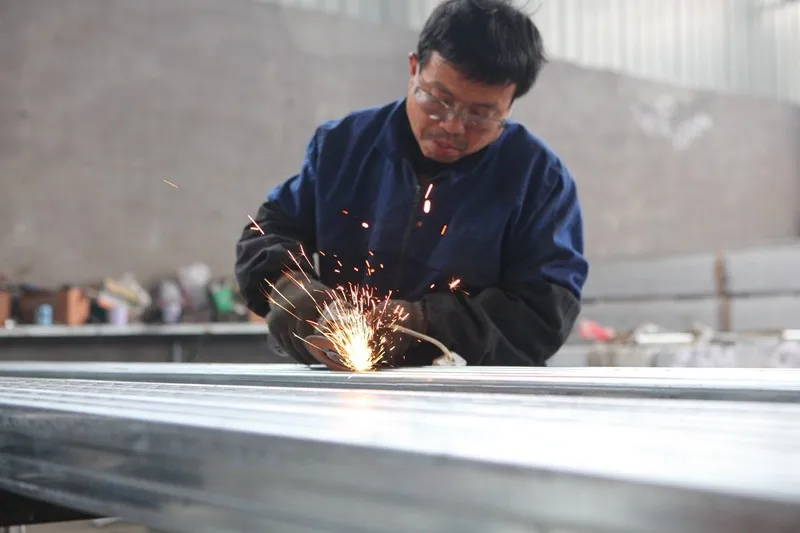 steel c channel (10)