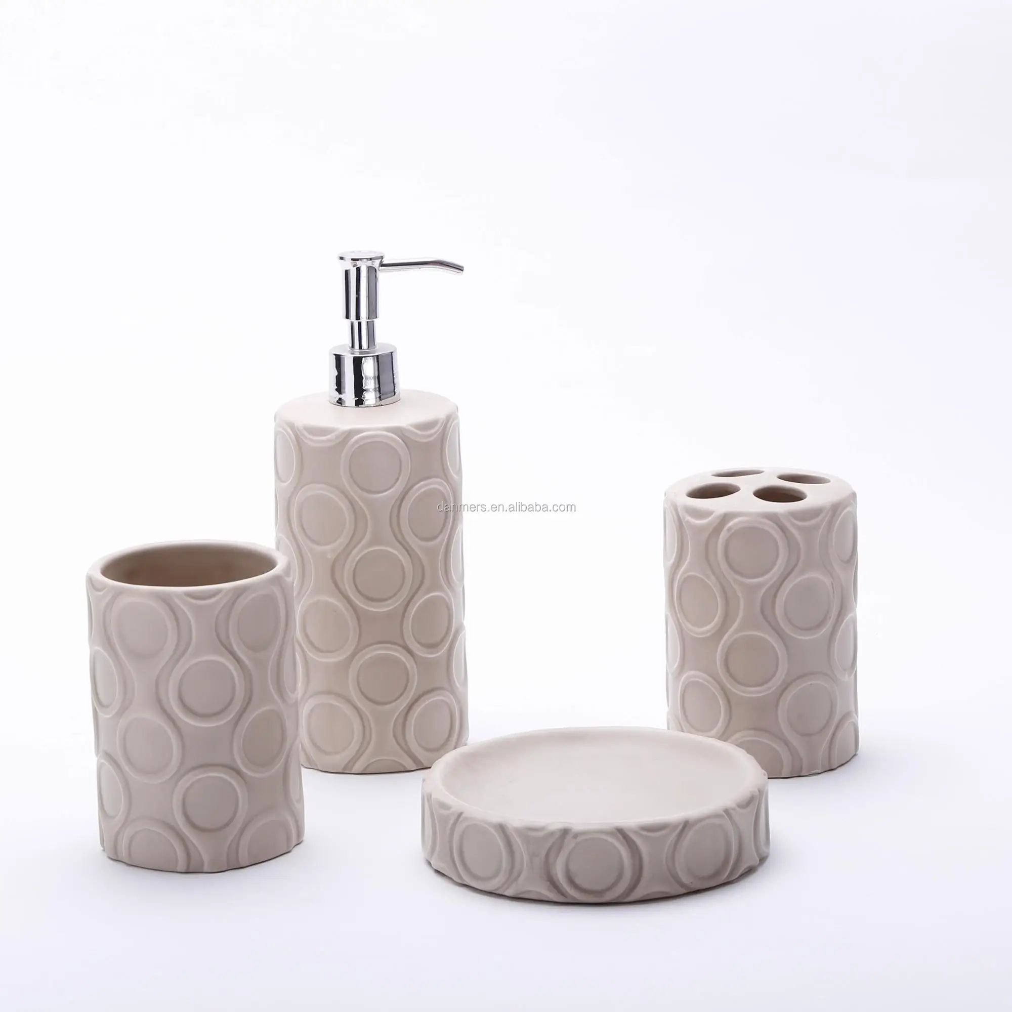 4pcs Set Bathroom Ceramic Toothbrush Holder And Soap Dish Bath Sets Chaozhou Factory Whole Personalized Bathroom Accessories