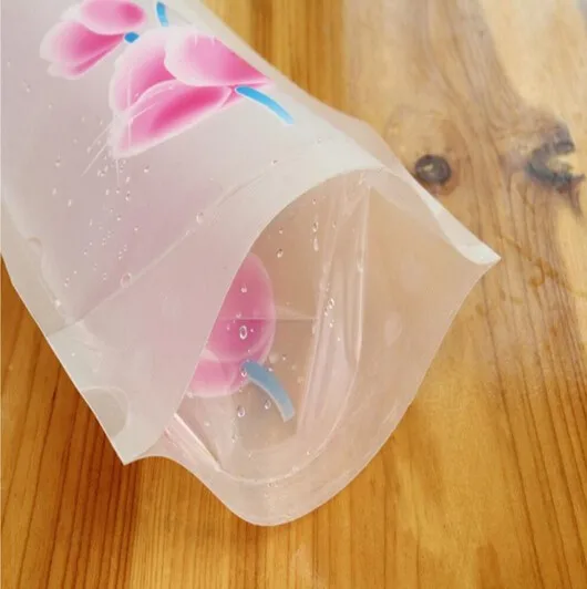 Wholesale high quality durable PVC plastic flower vase