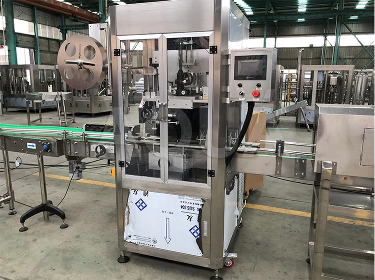 Shrink Sleeve Applicator Machine / Automatic Bottle Label Applicator