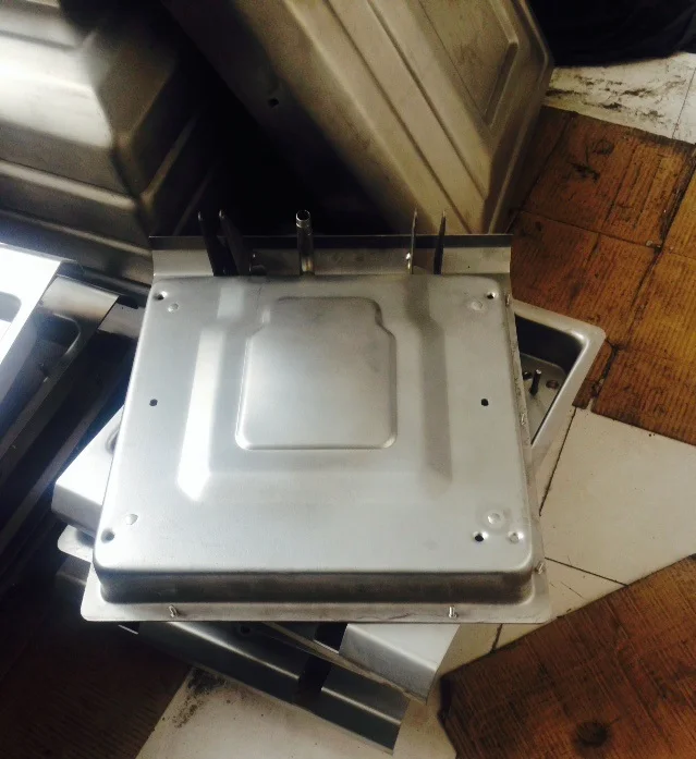 chamber which is punched by machine with mold.JPG