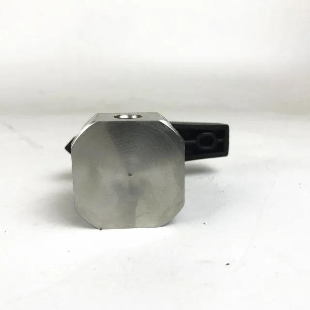 China water four way ball valve