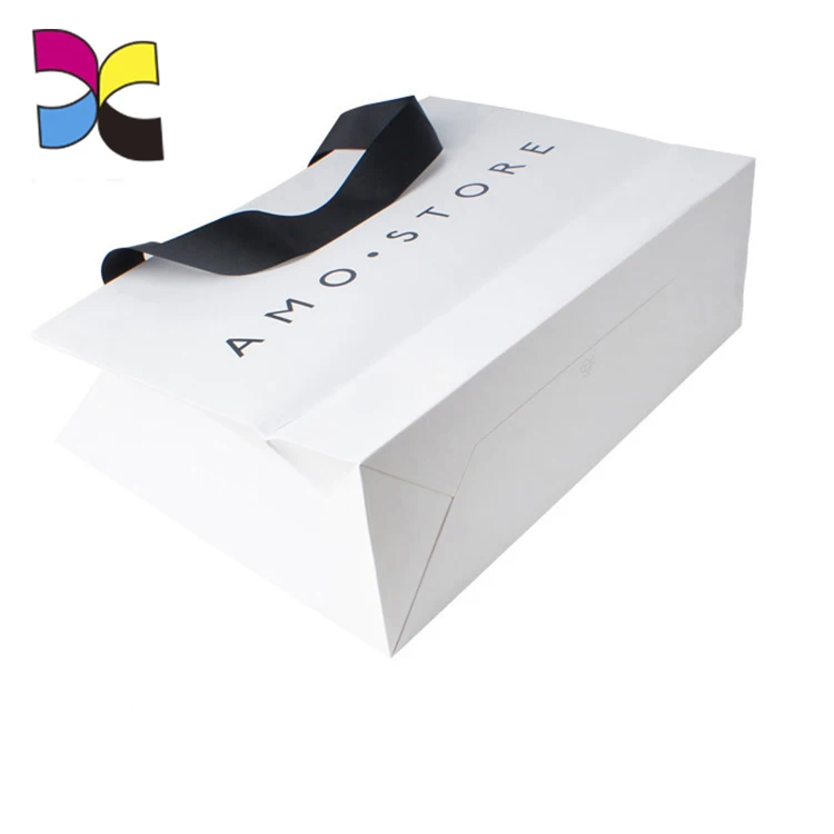 white bag packaging (4)