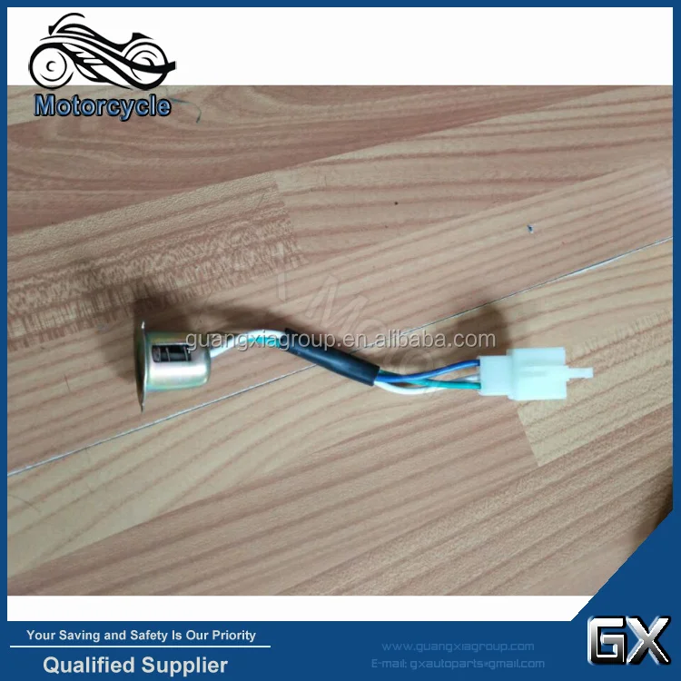 Motorcycle Headlight Bulb Holder Wh125 Lampholder Motorbike Lamp Base