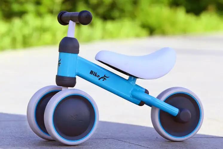 balance bike three wheels