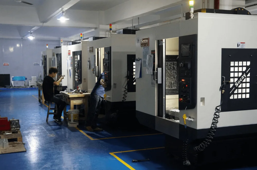 这是 strongd cnc 加工车间(我们可以在那里做 cnc 原型和大规模生产