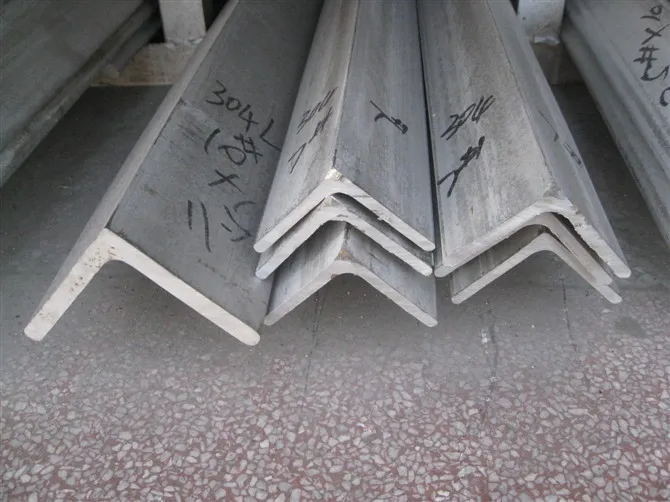 Manufacturer Preferential Supply Hot Rolled Alloy Equalleg Iron Angles