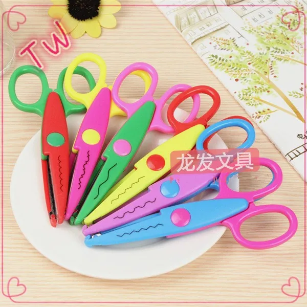 Scissors006.jpg