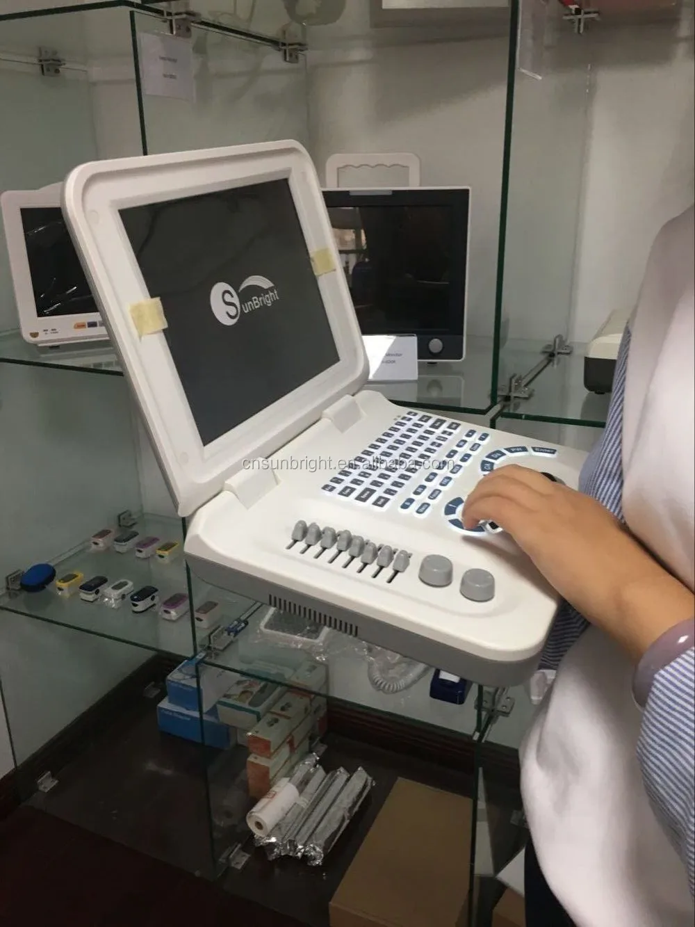 Super Professional New Cheapest Portable B Scan Ultrasound Machine Sun ...