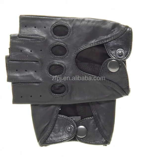 fingerless leather gloves.png
