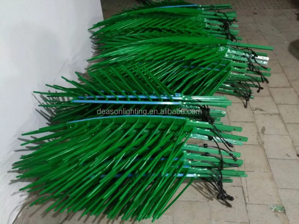 Plastic Lighted Palm Trees Buy Decorative Palm Trees With Lights