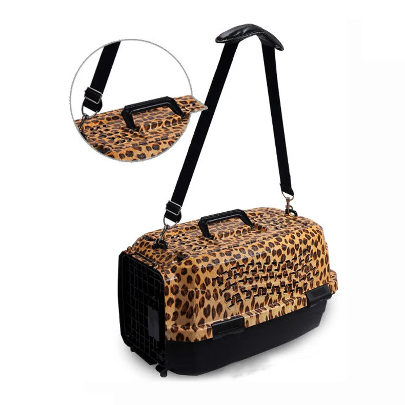 Wholesale Small Animal Plastic Transport Cage Pet Travel Box For Dogs