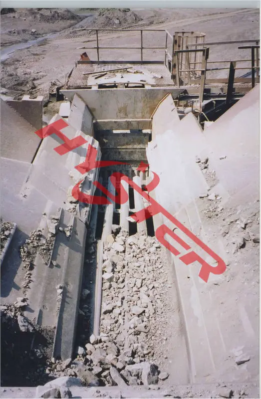 Grizzly Feeder Bar Caps