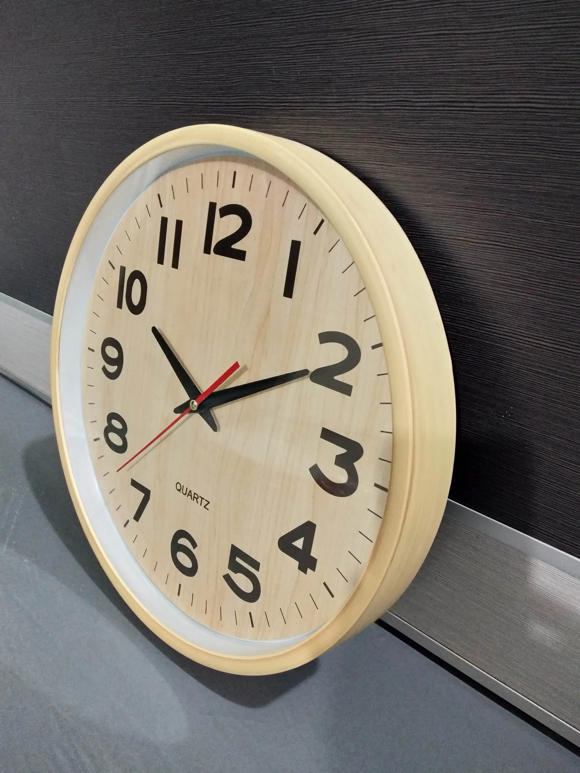 14'' Modern Plastic Home Goods Wall Clock For Sales Buy 14'' Modern