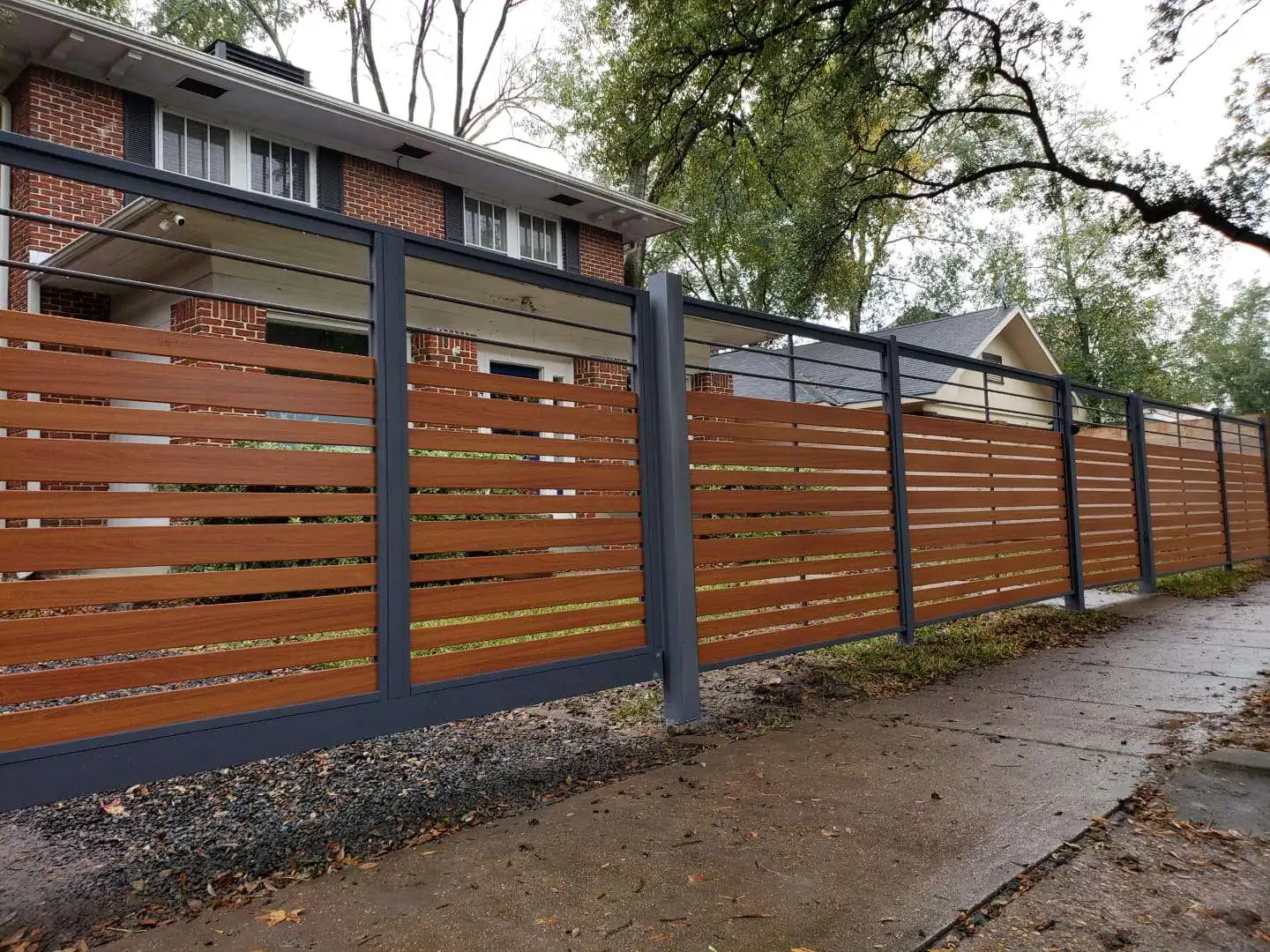 Modern Garden Black Solid Powder Coated Decorative Aluminum Fence