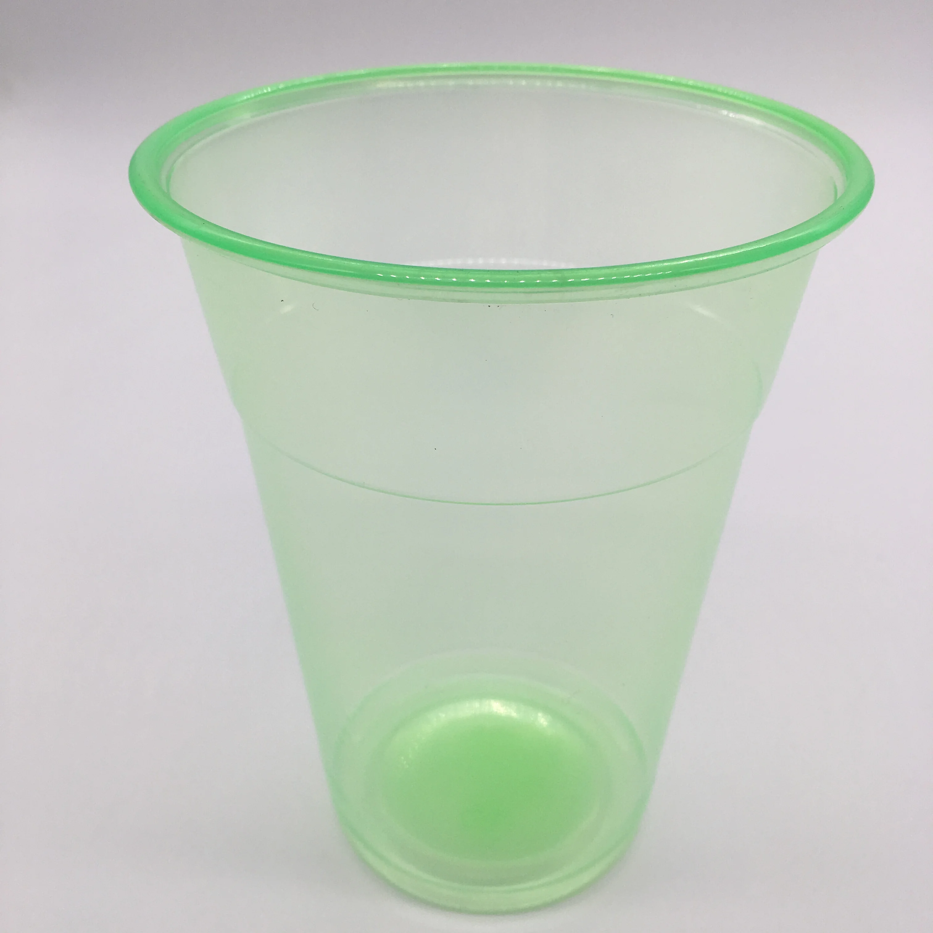where to buy plastic cups