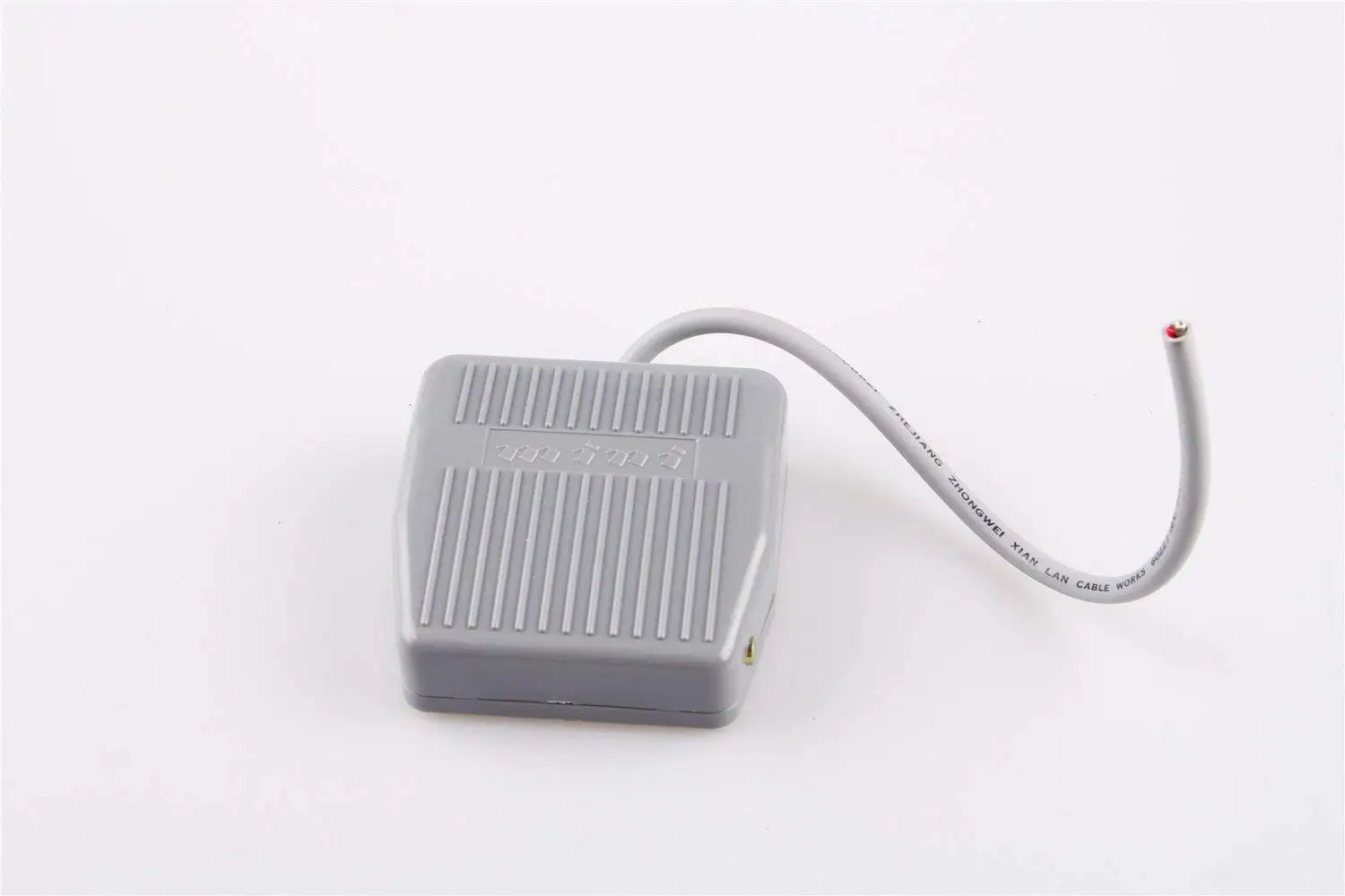 Baomain Foot Pedal Switch TFS-201 Hands Free Nonslip On Off Momentary AC 250V 10A Gray