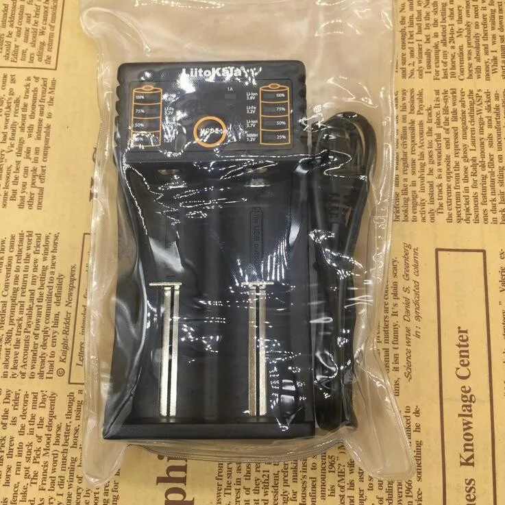Liitokala Lii-202 18650 charger 1.2V 3.7V 3.2V 3.85V AA AAA 26650 10440 14500 16340 25500 NiMH lithium battery smart charger 5.jpg