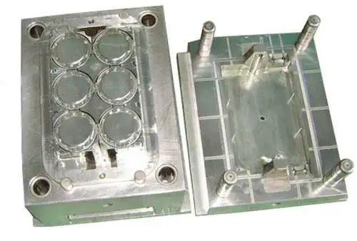 xtlmy2008%5CNGP17AE41injection_mould2.jpg