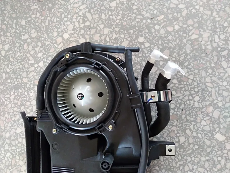 High Quality Rear Evaporator Core Assy 8850226150 For Hiace 20052014