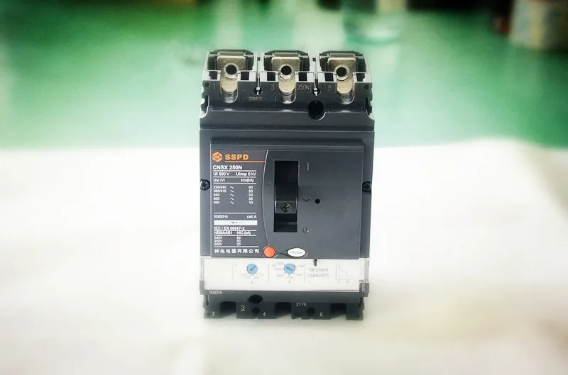 Автоматический выключатель 160а 3p. Автоматический выключатель nsx250h, 3п. Автоматический выключатель nsx160b. Автоматы NSX 400 габарит. Автоматический выключатель nsx250f 250а.