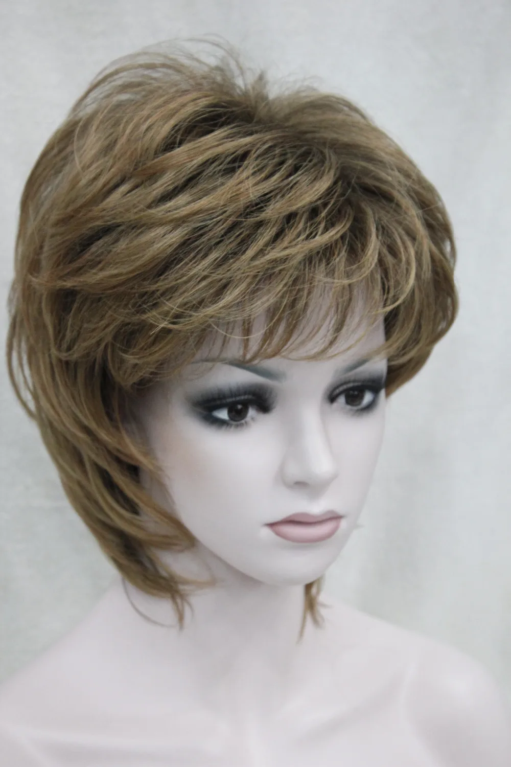 Free shipping New elegant yellow blonde mix auburn short straight ladies s synthetic wig