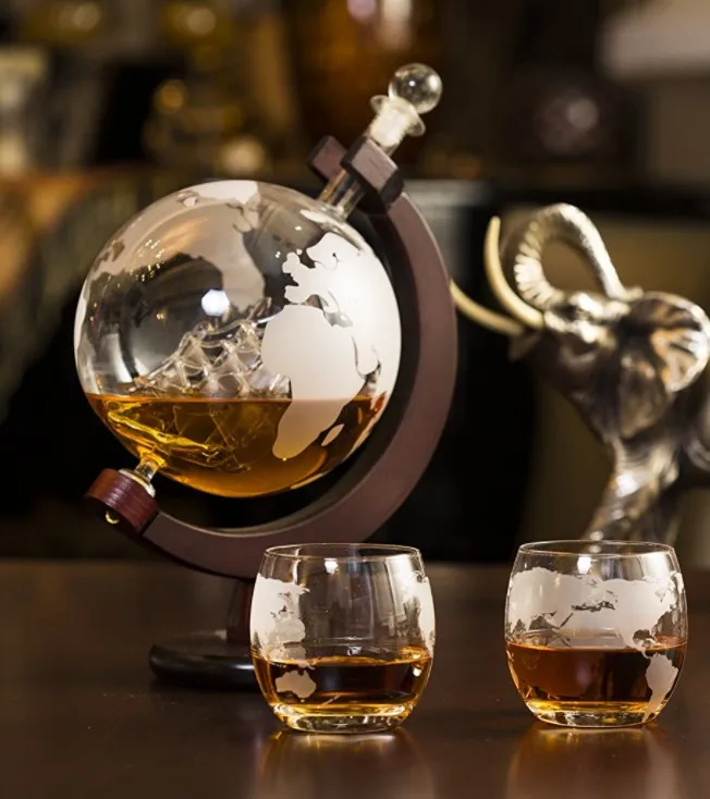 28oz Etched World Globe Decanter For Whiskey Or Wine With Antique Ship