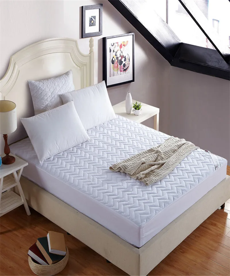 High grade thick bed mattress protective cover bedlinen