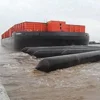 Air lifting bag help cargoboat to enter wharf