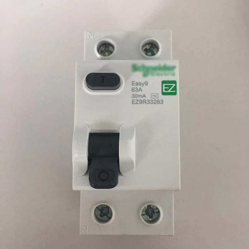 Schneider Easy9 30mA RCBO Circuit Breaker TESTED