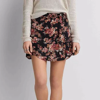 hot short mini skirts