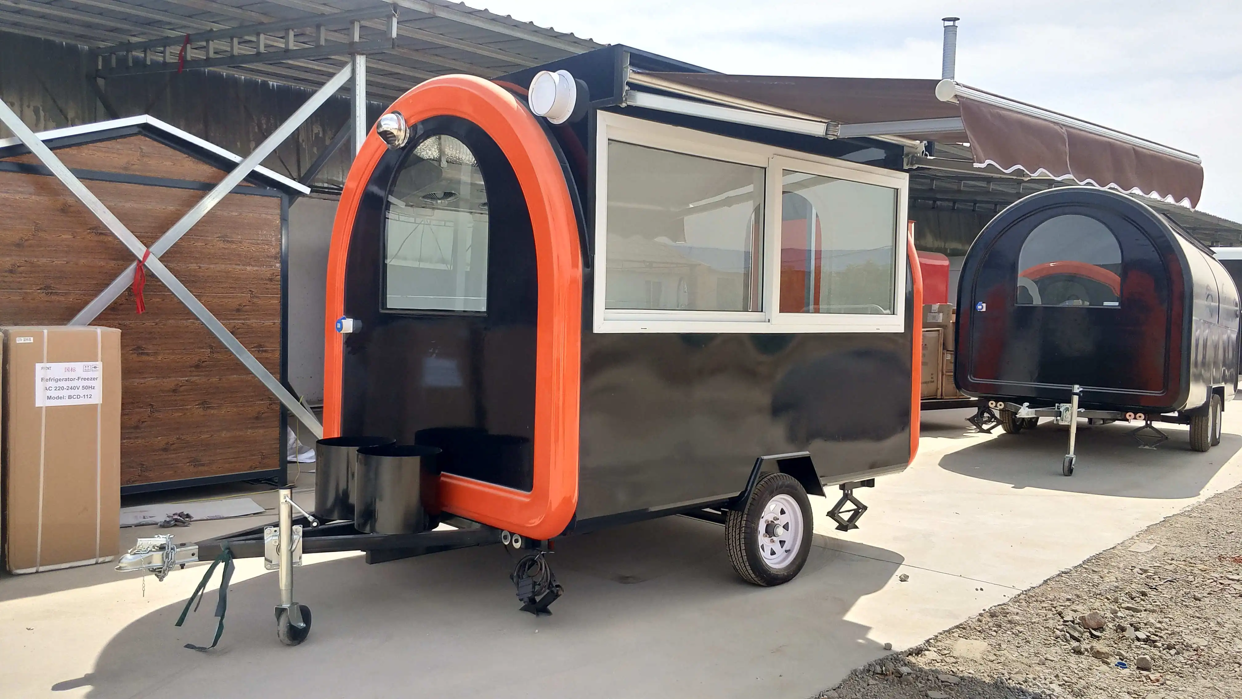 特许圆形屋顶移动厨房拖车/拖车拖车移动食品车