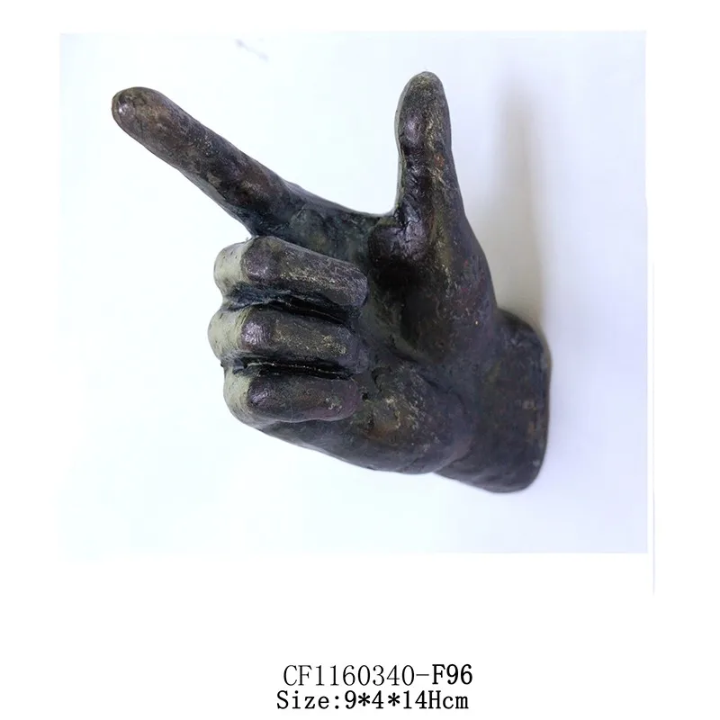 Bronze Statue Decorations Resin Hand Sculpture Desk Decoration factory