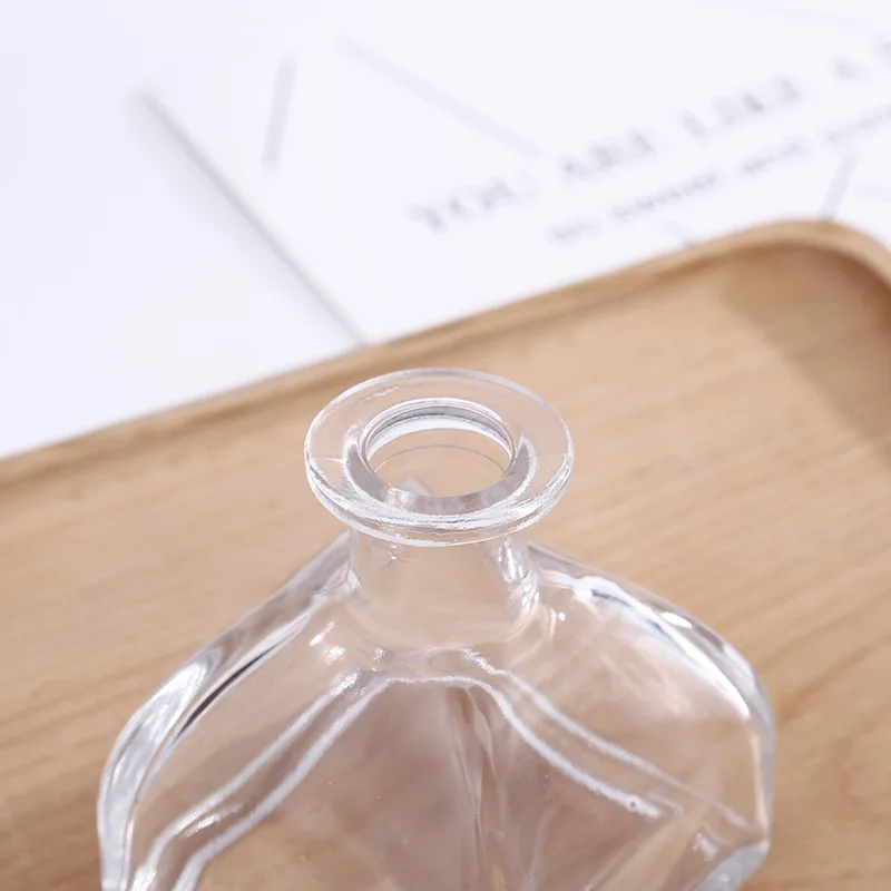 diffuser bottle  (4).jpg