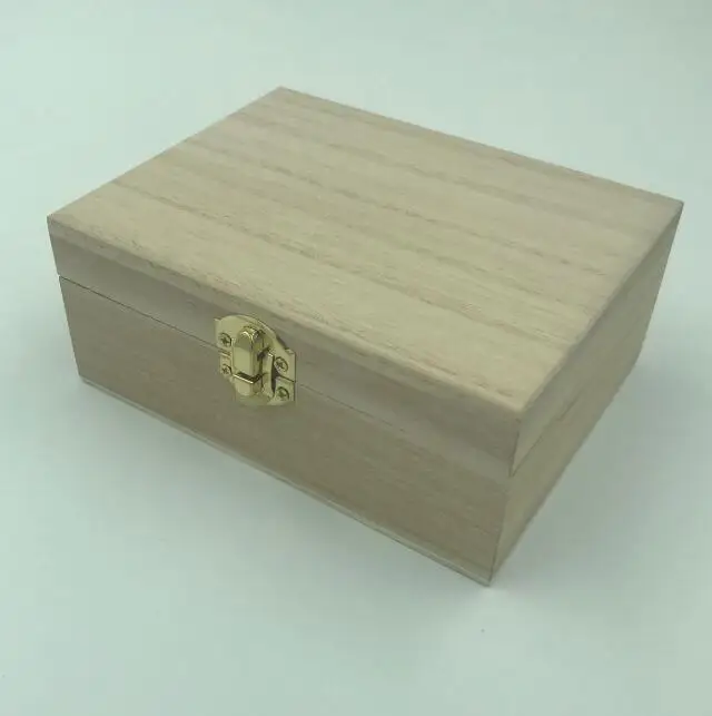 small wooden sliding lid box/wooden storage box with sliding lid/small wooden packaging box.jpg