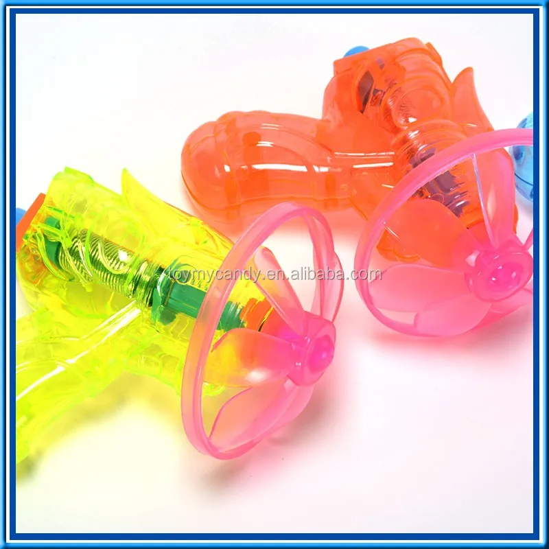 Super Wind Up Flying Saucer Disc Ufo Gun Toy With Sweet Candy Buy Wind Up Flying Saucer,Flying