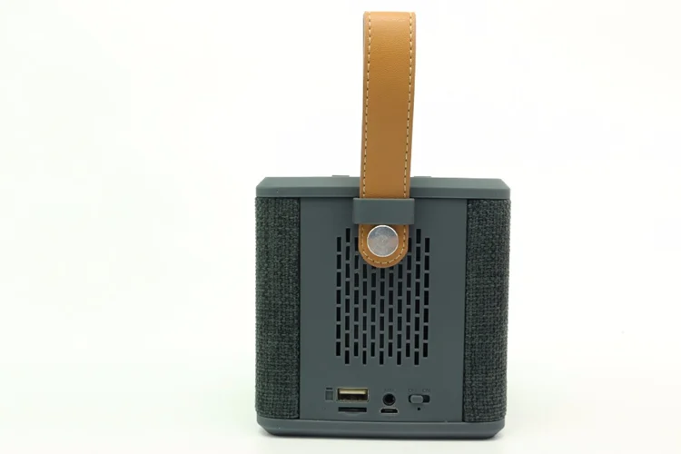 fabric cube speaker.png