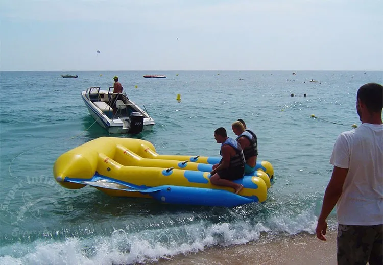 Inflatable Flying Fish Banana Boat 6 Passenger Water Games Sled With Air Pump 