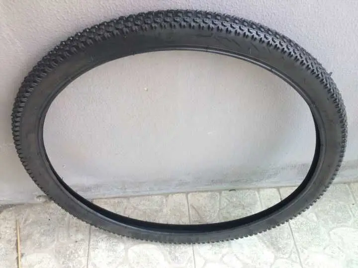 18x1 bmx tire
