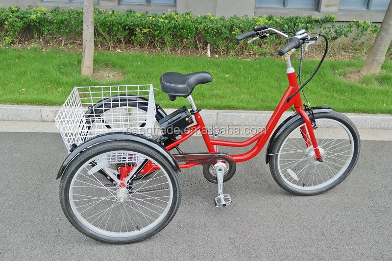 Взрослый трехколесный велосипед с корзиной фото